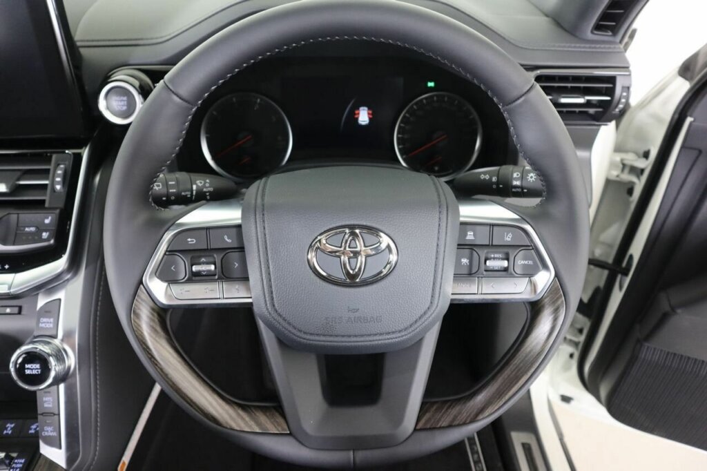 2022 Toyota Land Cruiser L300 VX