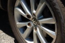 2011 Volkswagen Touareg thumbnail