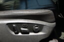 2011 Volkswagen Touareg thumbnail
