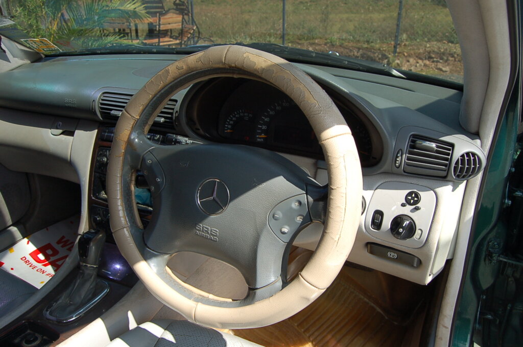2002 Mercedes Benz C200