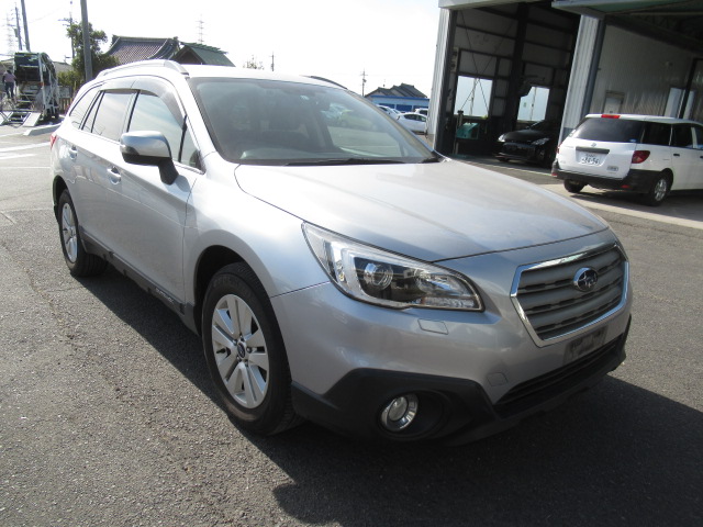 2015 Subaru Outback Limited (Harman Kardon)
