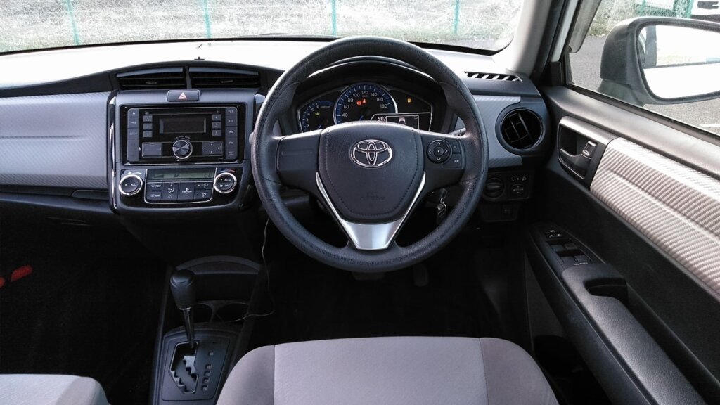 2015 Toyota Corolla Axio X Hybrid