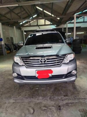 Image of 2015 Toyota Fortuner