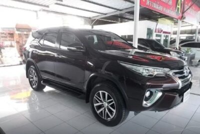 Image of 2015 Toyota Fortuner