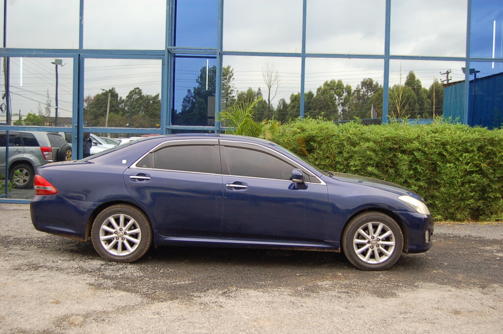 2008 Toyota Crown