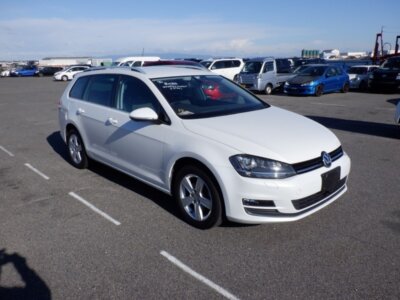 Image of 2016 VOLKSWAGEN GOLF VARIANT ANNIVERSARY EDITION for sale in Nairobi
