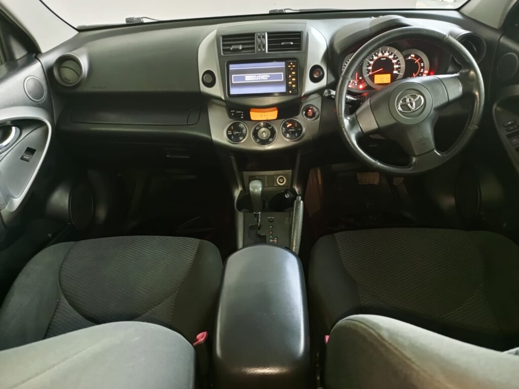 2011 Toyota Rav 4 (Sport)
