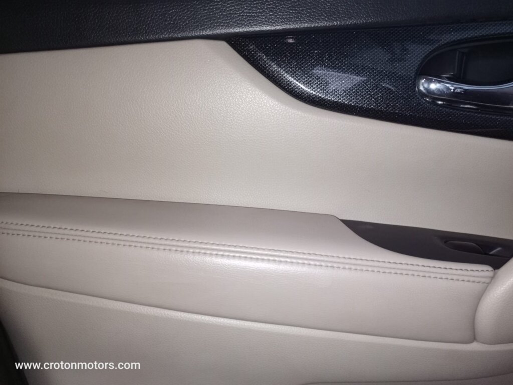 2015 Nissan Xtrail With Sunroof