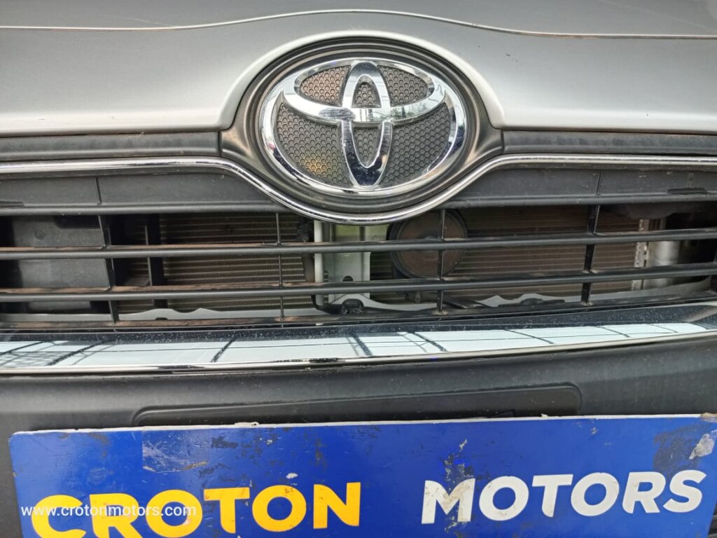 2018 Toyota Sienta (New Shape)