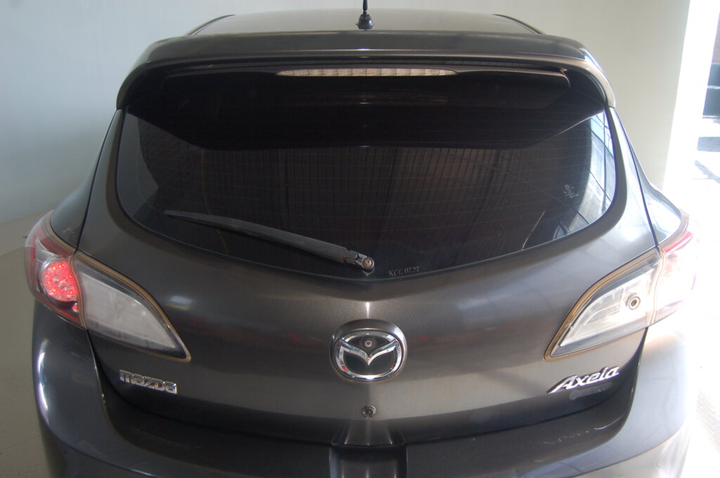 2010 Mazda Axela