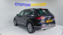 2017 Volkswagen Tiguan thumbnail