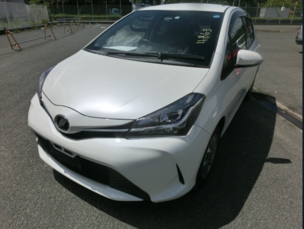 2016 Toyota Vitz – New Shape