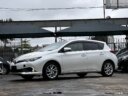 2016 Toyota Auris thumbnail