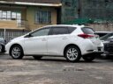 2016 Toyota Auris thumbnail