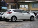 2016 Toyota Auris thumbnail