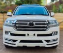 2017 Toyota Landcruiser V8 Offer! thumbnail