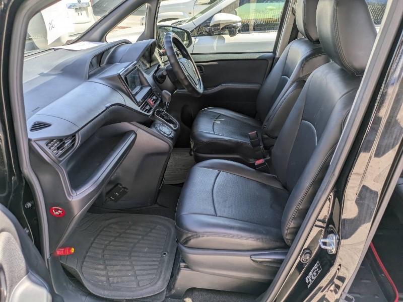 2017 TOYOTA VOXY X C PKG