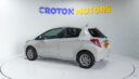 2012 Toyota Vitz thumbnail