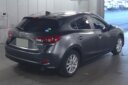 2018 Mazda Axela thumbnail