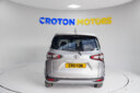 2018 Toyota Sienta thumbnail