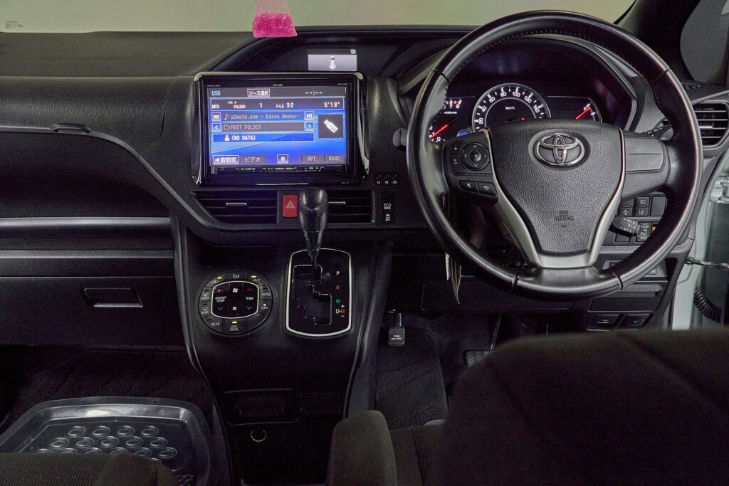 2016 Toyota Noah