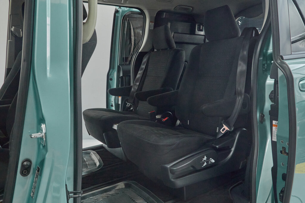 2016 Toyota Noah