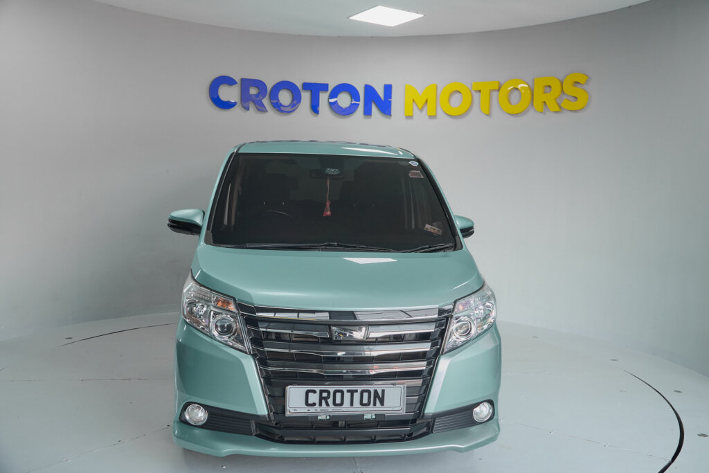 2016 Toyota Noah