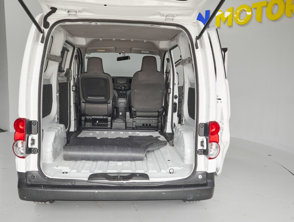 2018 Nissan NV200