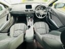 2018 Mazda Axela thumbnail