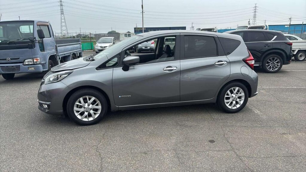 2018 Nissan Note E-Power Medalist