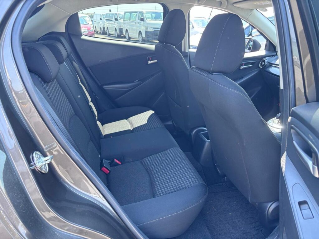 2018 Mazda Demio