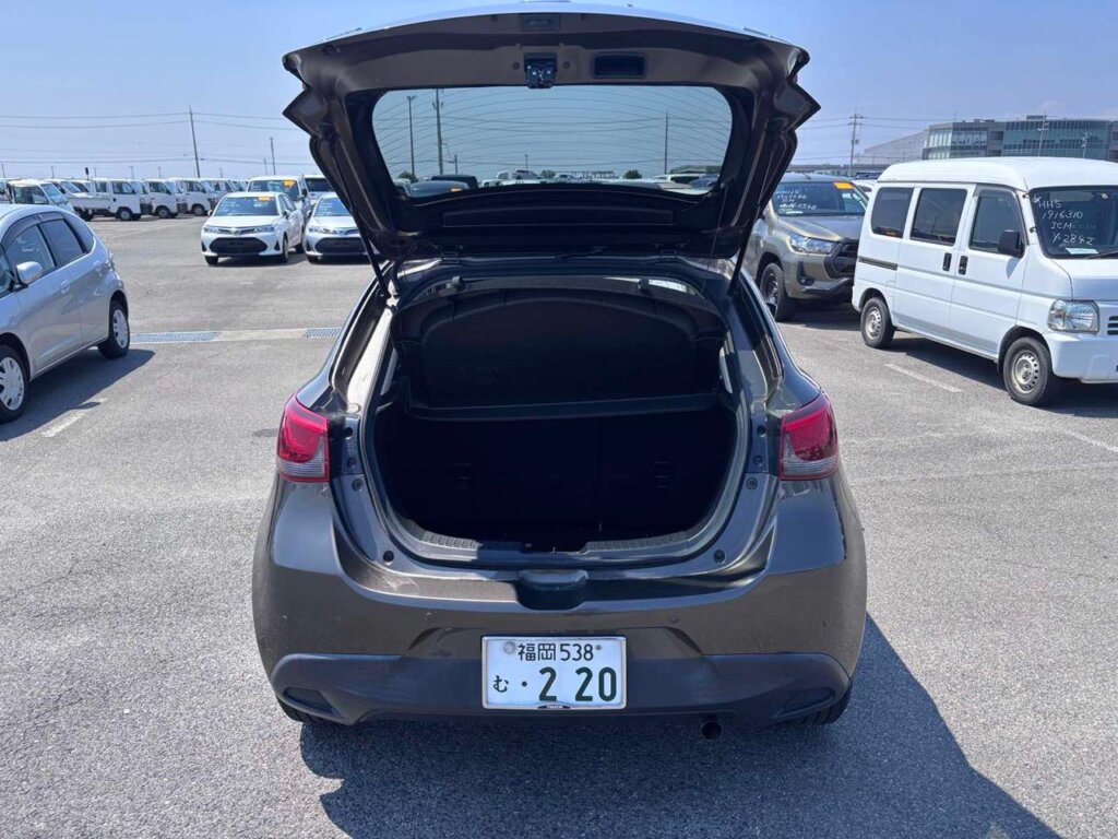 2018 Mazda Demio