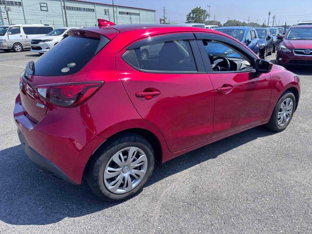 2018 Mazda Demio