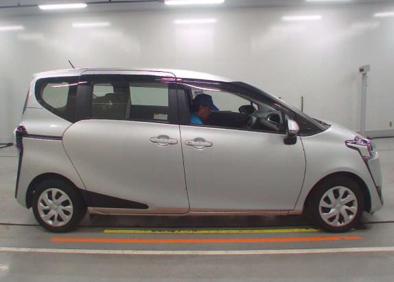 2018 Toyota Sienta