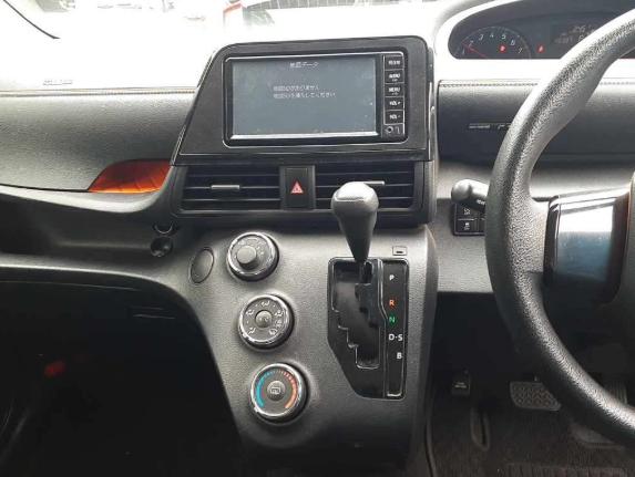 2018 Toyota Sienta