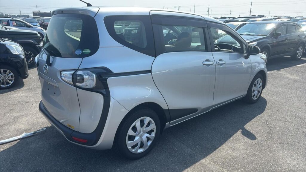 2018 Toyota Sienta