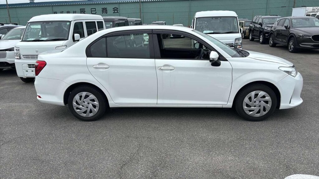 2019 Toyota Axio