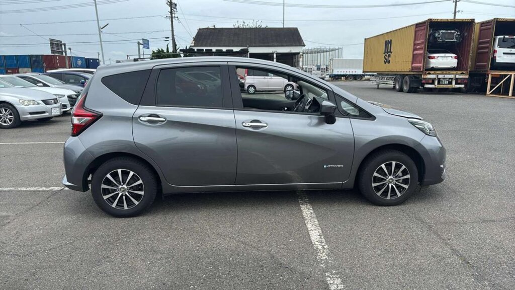 2018 Nissan Note E-Power X