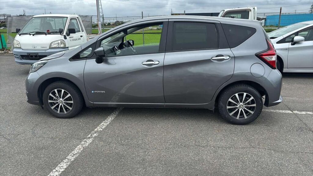 2018 Nissan Note E-Power X