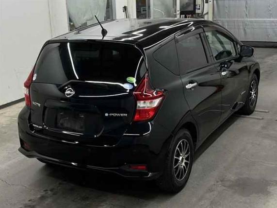 2018 Nissan Note E-power Medalist