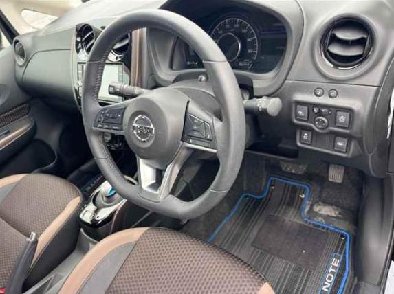 2018 Nissan Note E-power Medalist