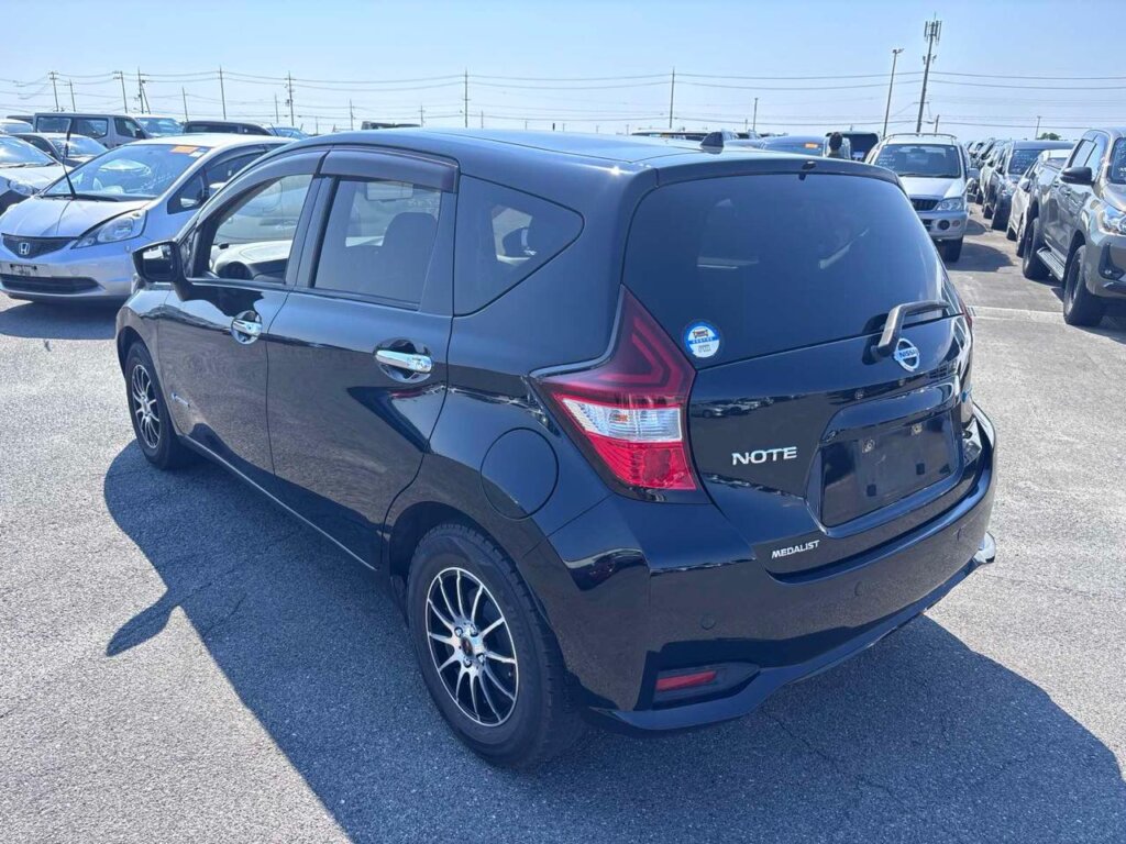 2018 Nissan Note E-power Medalist