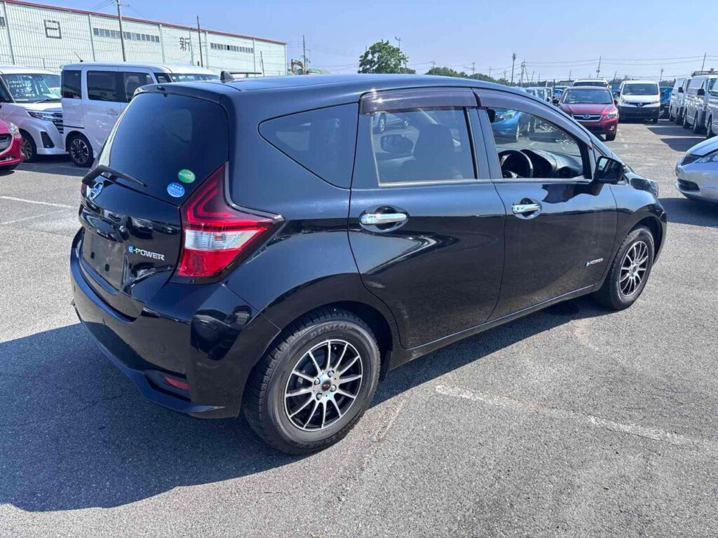 2018 Nissan Note E-power Medalist