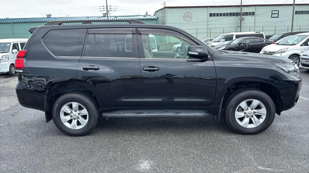 2020 Toyota Prado TX L