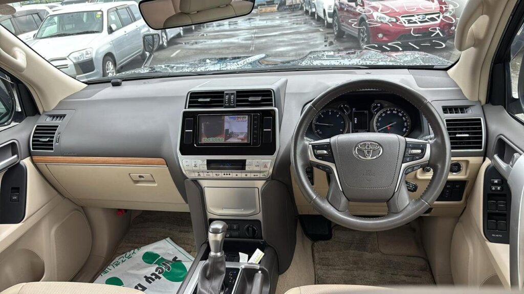 2020 Toyota Prado TX L