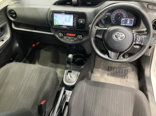 2018 Toyota Vitz Hybrid