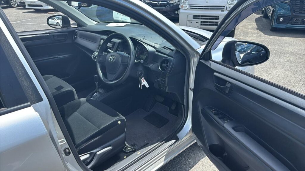 2018 Toyota Corolla Axio