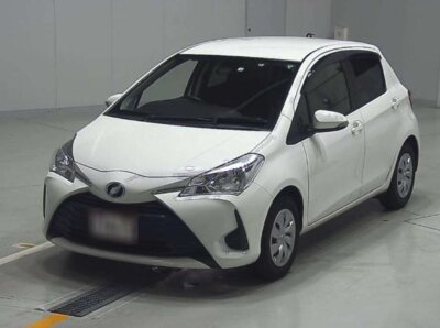 Image of 2018 Toyota Vitz