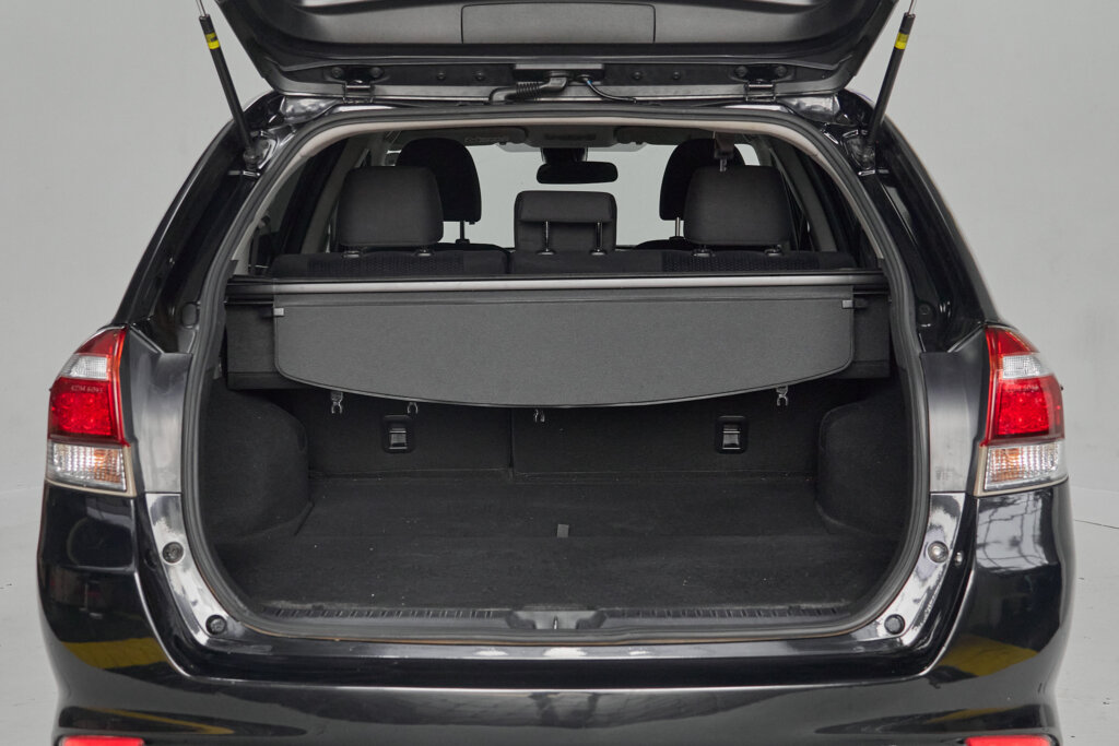 2016 Toyota Fielder