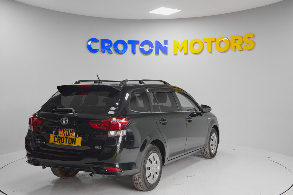 2016 Toyota Fielder